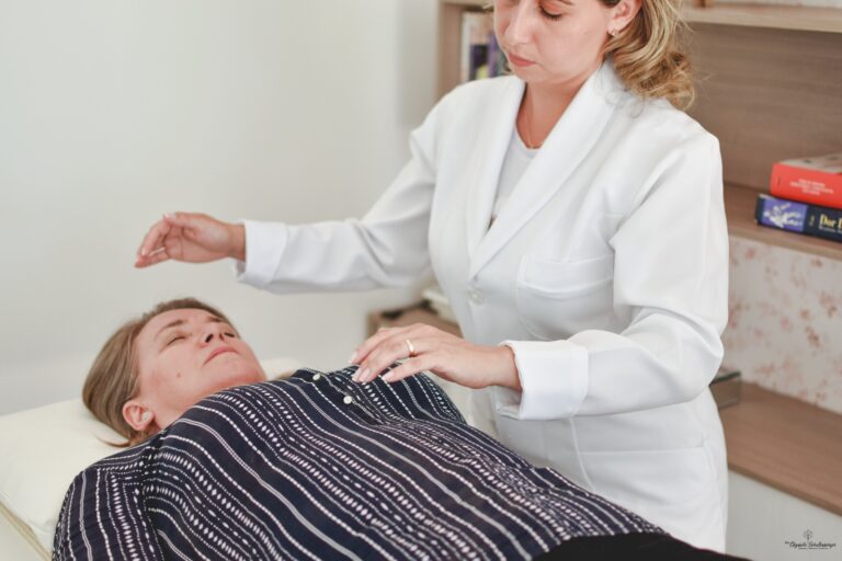 Reiki: A Terapia Energética que Pode Transformar a sua Vida